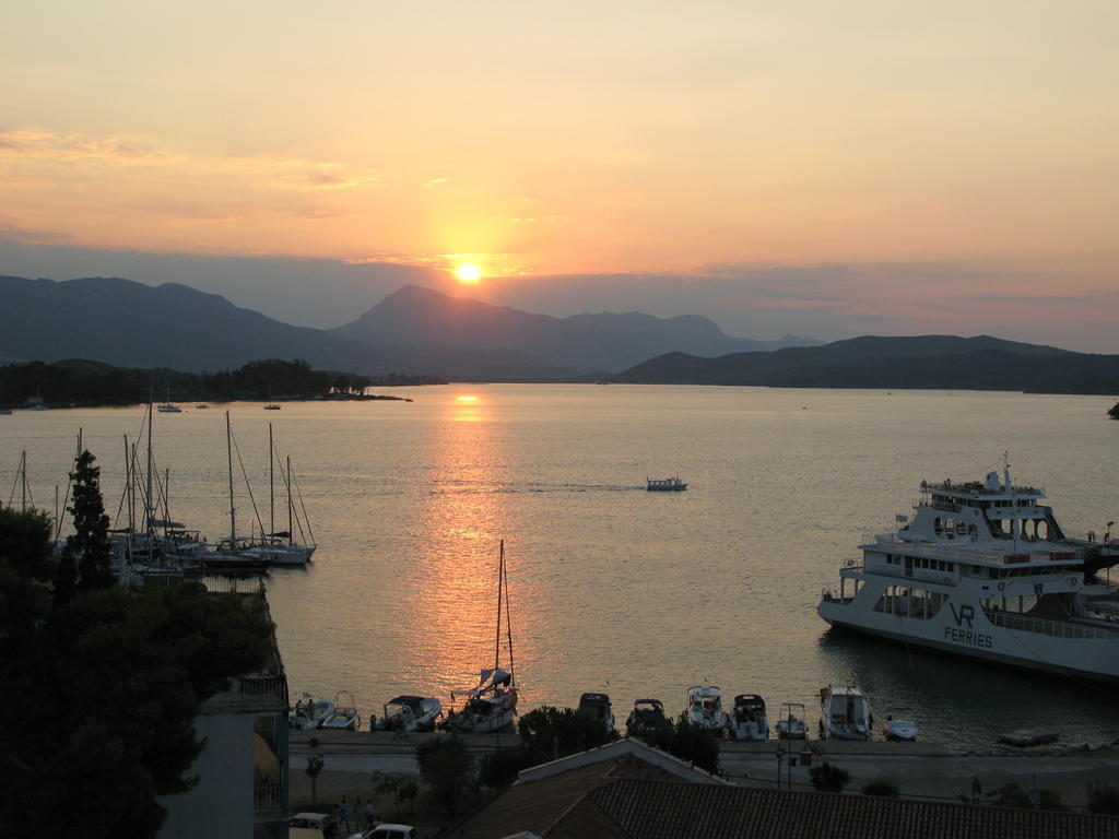 Dimitra Boutique Hotel Poros Town Exterior photo